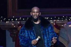 Sollte R. Kelly bei Angriff im Gefängnis erstochen werden?