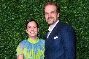 Lily Allen und David Harbour haben geheiratet!