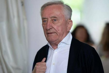 Gerhard Weber hat 1973 die Marke Gerry Weber gegründet. Gerhard Weber hat 1973 die Marke Gerry Weber gegründet.