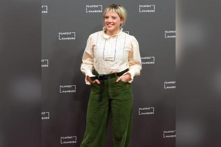 Schauspielerin Jella Haase zu Gast auf dem 28. Filmfest Hamburg. Schauspielerin Jella Haase zu Gast auf dem 28. Filmfest Hamburg.