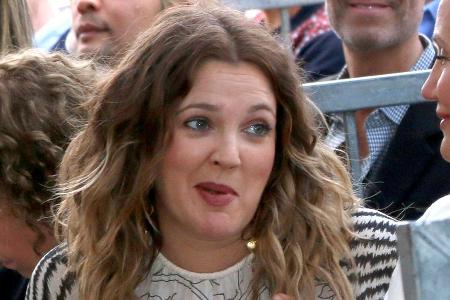 Drew Barrymore will kein viertes Mal heiraten. Drew Barrymore will kein viertes Mal heiraten.