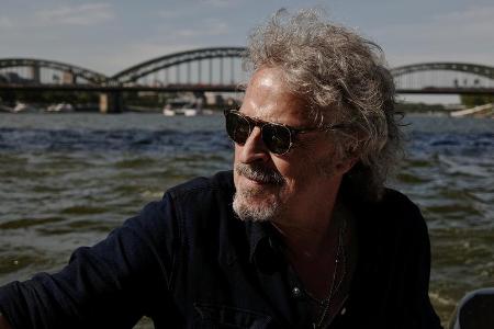 Wolfgang Niedecken ist seit über 40 Jahren mit der Band BAP erfolgreich. Wolfgang Niedecken ist seit über 40 Jahren mit der Band BAP erfolgreich.