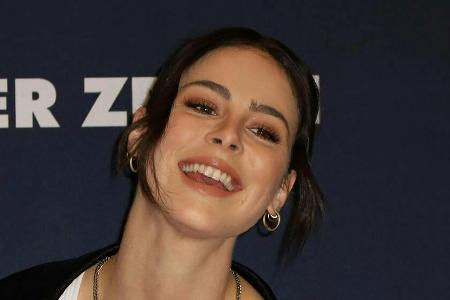 Lena Meyer-Landrut gewann mehr als einen Kids' Choice Award 2020. Lena Meyer-Landrut gewann mehr als einen Kids' Choice Award 2020.