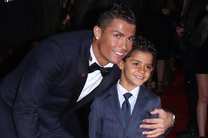 Cristiano Ronaldo kuschelt sich durch die die Corona-Zeit