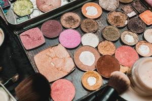 Wie lang können Kosmetikprodukte verwendet werden?