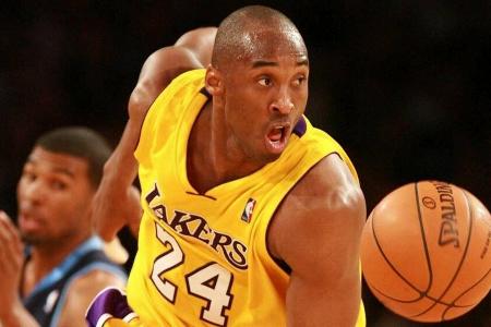 Kobe Bryant während eines seiner unzähligen NBA-Spiele Kobe Bryant während eines seiner unzähligen NBA-Spiele