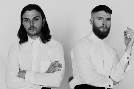 Das Pop-Duo Hurts: Sänger Theo Hutchcraft und Instrumentalist Adam Anderson Das Pop-Duo Hurts: Sänger Theo Hutchcraft und Instrumentalist Adam Anderson