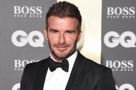 David Beckham hat einen alten Model-Schnappschuss nachgestellt. David Beckham hat einen alten Model-Schnappschuss nachgestellt.