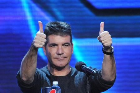 Nach seinem schweren E-Bike-Unfall soll es Simon Cowell schon wieder ziemlich gut gehen. Nach seinem schweren E-Bike-Unfall soll es Simon Cowell schon wieder ziemlich gut gehen.
