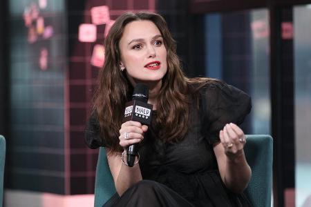 Keira Knightley versuchte früher, es allen recht zu machen. Keira Knightley versuchte früher, es allen recht zu machen.