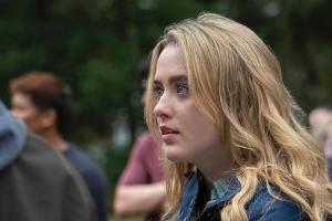 Kathryn Newton alias Allie Pressman in "The Society".