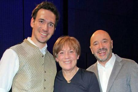 Felix Neureuther (l.) mit seinen Eltern Rosi Mittermaier und Christian Neureuther.