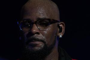 Neues im Fall R. Kelly: Werden seine angeblichen Opfer bedroht?