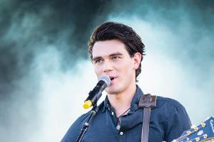 "Riverdale"-Star KJ Apa kämpft in "I Still Believe" für die Liebe