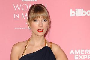 Taylor Swift schießt auf Twitter erneut gegen Donald Trump