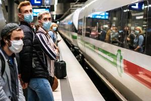 Ist sicheres Reisen zu Weihnachten möglich?