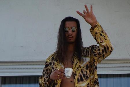 Der deutsche Rapper Apache 207 ist kräftig angesagt Der deutsche Rapper Apache 207 ist kräftig angesagt