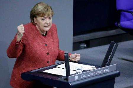 Angela Merkel im Dezember im Bundestag Angela Merkel im Dezember im Bundestag