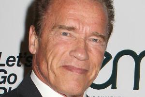 Arnold Schwarzenegger überrascht seine Co-Stars aus "Kindergarten Cop"