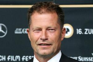 Til Schweiger: Nacktbild zu seinem Geburtstag