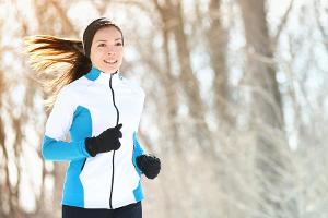 Workout im Winter: Tipps für Sport bei niedrigen Temperaturen