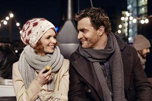 "SMS für Dich": Clara (Karoline Herfurth) und Mark (Friedrich Mücke) lernen sich auf eine ungewöhnliche Weise kennen.