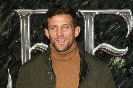 MMA-Kämpfer und Katie-Price-Ex Alex Reid auf dem roten Teppich MMA-Kämpfer und Katie-Price-Ex Alex Reid auf dem roten Teppich