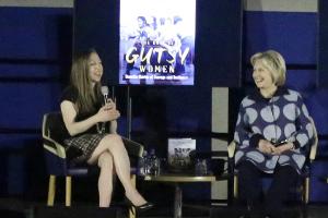 Hillary Clinton und Tochter Chelsea bekommen eine eigene Doku-Reihe