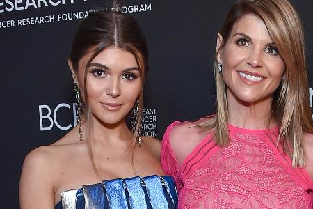 Olivia Jade (li.) mit Mutter Lori Loughlin. Olivia Jade (li.) mit Mutter Lori Loughlin.