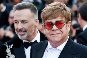 David Furnish feiert Hochzeitstag mit politischem Statement