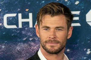 Fitnessstudios sind zu: Chris Hemsworth hilft weiter
