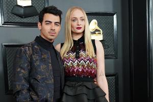 Sophie Turner über Joe Jonas: "Ich dachte, er wäre ein Arsch"