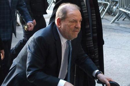 Harvey Weinstein wurde zu 23 Jahren Gefängnis verurteilt