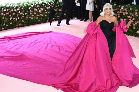 Sängerin Lady Gaga war auf der Met Gala 2019 der Hingucker schlechthin Sängerin Lady Gaga war auf der Met Gala 2019 der Hingucker schlechthin