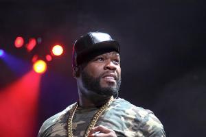 Trotz Corona-Krise: 50 Cent feiert ausgelassen im Stripclub