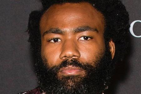 Donald Glover weiß, wie man sich ins Gespräch bringt. Donald Glover weiß, wie man sich ins Gespräch bringt.