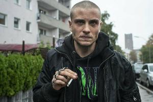 Jannik Schümann in "9 Tage wach": Wie spielt man einen Meth-Junkie?