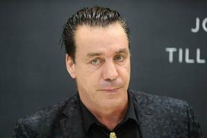 Till Lindemann: "Der Virus, der mich bezwingen will..."
