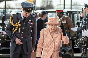 Queen Elizabeth II. bei einem Auftritt in Norfolk