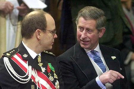 So nah wie bei anderen Aufeinandertreffen (hier im Jahr 1999) sollen sich Fürst Albert II. von Monaco (l.) und Prinz Charles... So nah wie bei anderen Aufeinandertreffen (hier im Jahr 1999) sollen sich Fürst Albert II. von Monaco (l.) und Prinz Charles...