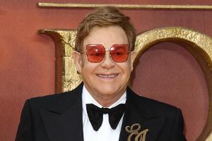 Sir Elton John würde niemals seine Kinder züchtigen