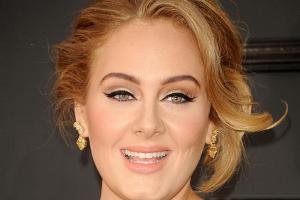 Adele entspannt mit Harry Styles und James Corden in der Karibik