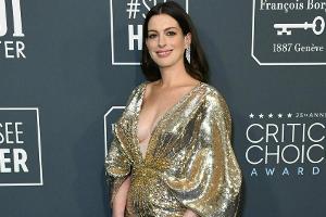 Anne Hathaway: Erster Red-Carpet-Auftritt nach der Geburt