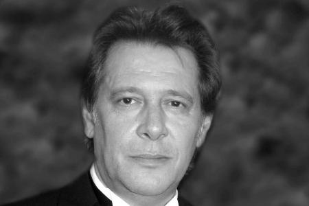 Schauspieler Jan Fedder hat seine letzte Ruhe in Hamburg gefunden Schauspieler Jan Fedder hat seine letzte Ruhe in Hamburg gefunden