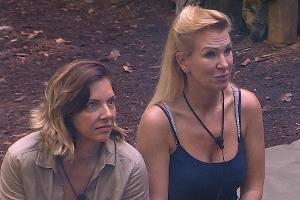 Claudia Norberg (rechts) muss das Camp verlassen, Danni Büchner kämpft weiter um die Dschungelkrone