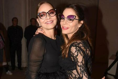Ornella Muti und ihre Tochter Naike Rivelli in Paris Ornella Muti und ihre Tochter Naike Rivelli in Paris