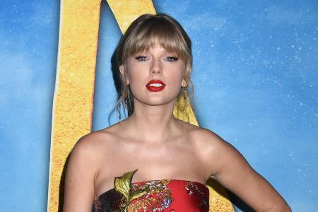 Taylor Swift wollte angeblich überraschend bei der Grammy-Verleihung auftreten Taylor Swift wollte angeblich überraschend bei der Grammy-Verleihung auftreten
