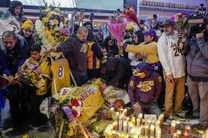 Kobe Bryant: Fans pilgern in Massen zur Absturzstelle