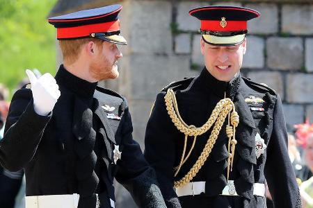 Prinz Harry und Prinz William bei der Hochzeit von Harry und Meghan im Mai 2018 Prinz Harry und Prinz William bei der Hochzeit von Harry und Meghan im Mai 2018