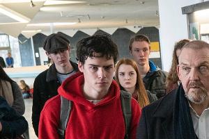 Kommissar Freddy Schenk (Dietmar Bär, r.) mit Schüler Paul Hünecke (Thomas Prenn) im "Tatort: Kein Mitleid, keine Gnade"